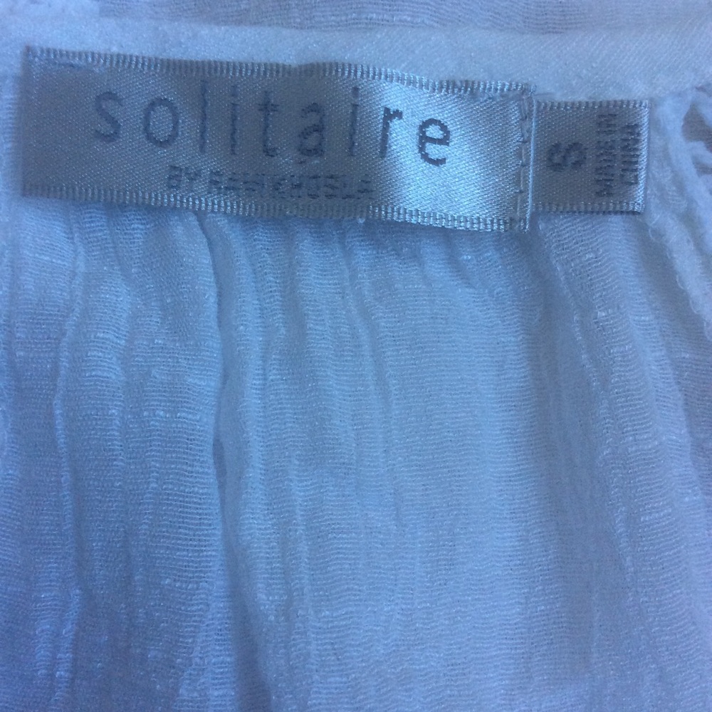 Solitaire Blouse - Picture 4 of 5